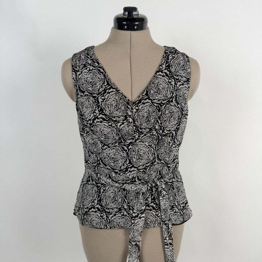 Ann Taylor Silk Babydoll Top Womens 6P Black White Floral Belted Boho Fairy
